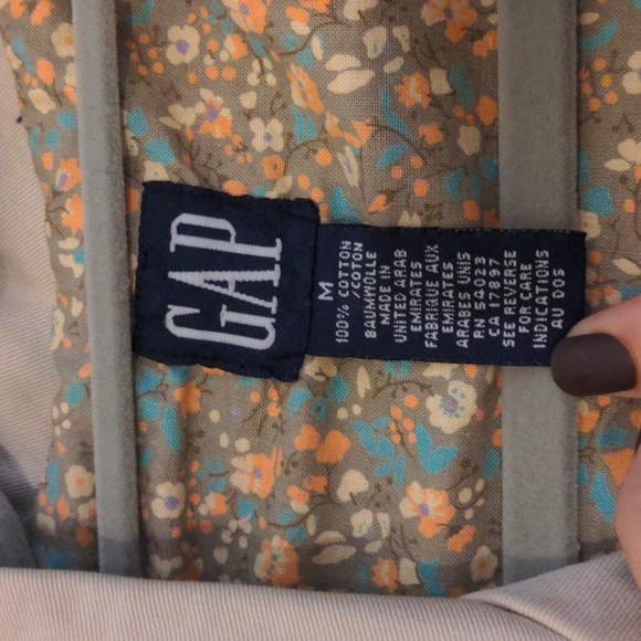 ⭐ 2 / $12 Gap size M extra long khaki blazer with roll up pattern sleeves - Picture 2 of 6